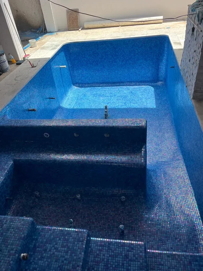 SOLO MELI PIS - MOSAICO PARA ALBERCA MEZCLA SASSARI BRILLARE AZUL ACERO